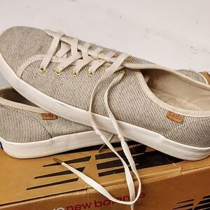 Keds Tan Sneakers Classic Canvas Comfort, Size 8